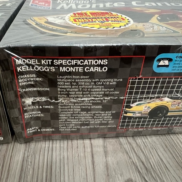 Alan Kulwicki Zerex Thunderbird & Terry Belmote Kellogg NASCAR 1/25 Model Kits - Picture 5 of 9